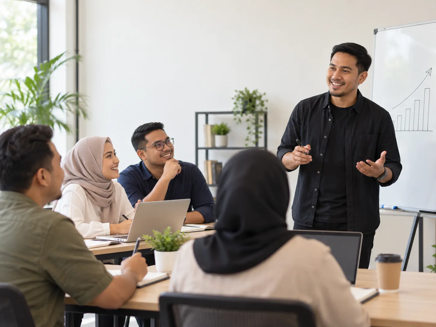 Sesi bimbingan bisnes bersama peserta